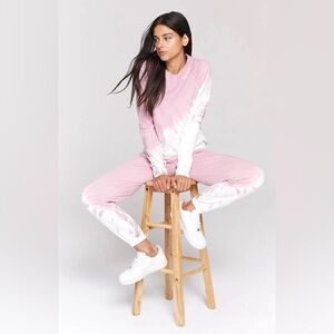 Spiritual Gangster Follow Your Soul Sweatsuit